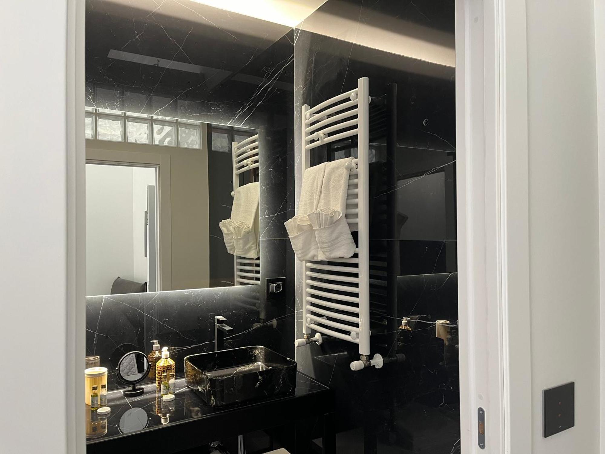 Hotel La Dimora Di Donna Claudia Palermo Esterno foto